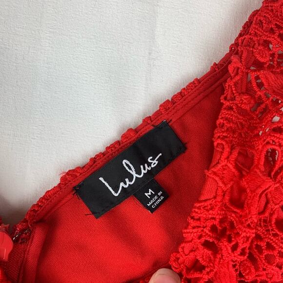 Lulu's women's size medium red lace dress first kiss v neck date wedding guest m - Picture 4 of 11